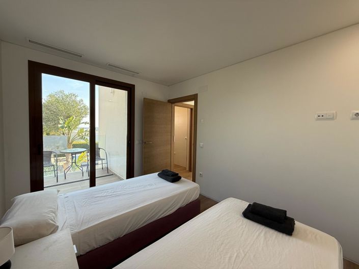 Image No.11-3 Bed Villa for sale