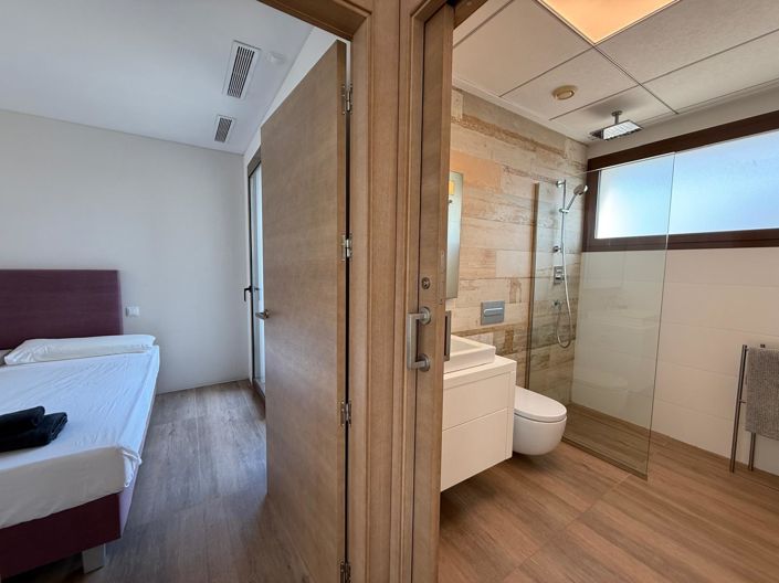 Image No.15-3 Bed Villa for sale