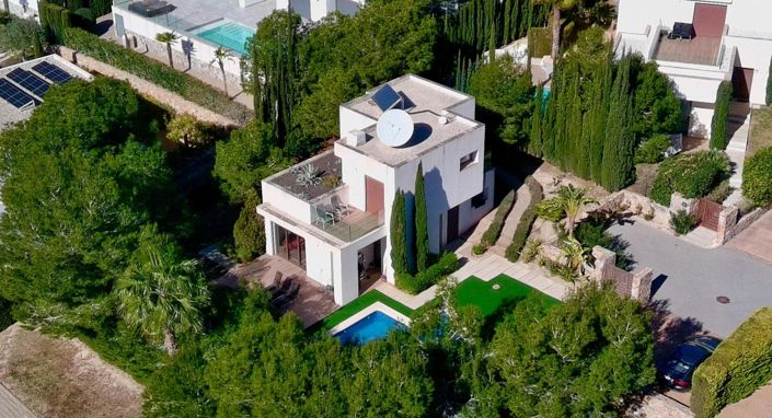 Image No.17-3 Bed Villa for sale