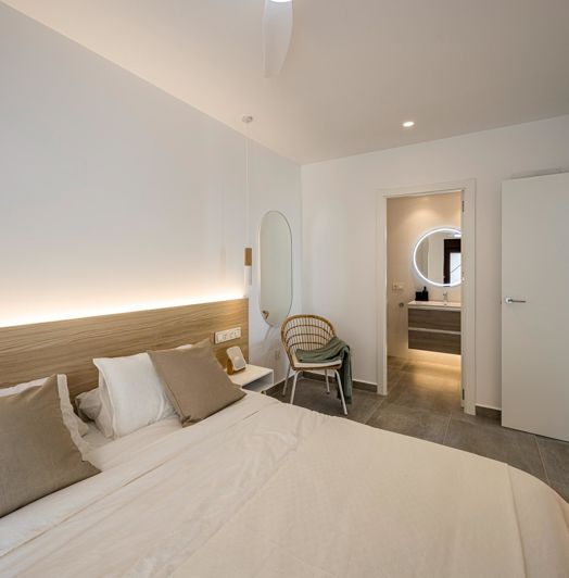 Image No.13-2 Bed Apartment for sale