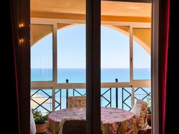 3 Bed Apartment for sale