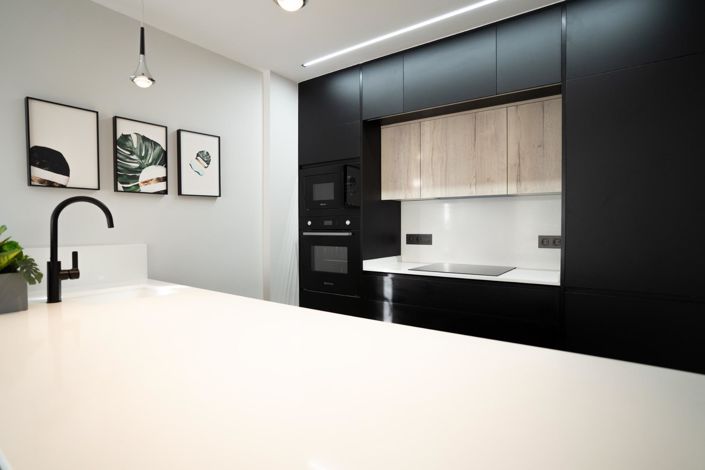 Image No.16-3 Bed Property for sale