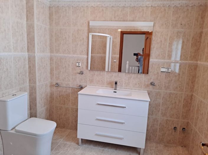 Image No.32-5 Bed Villa for sale