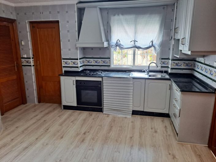 Image No.4-5 Bed Villa for sale