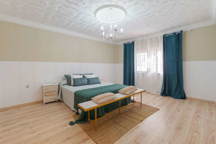 Image No.7-5 Bed Villa for sale