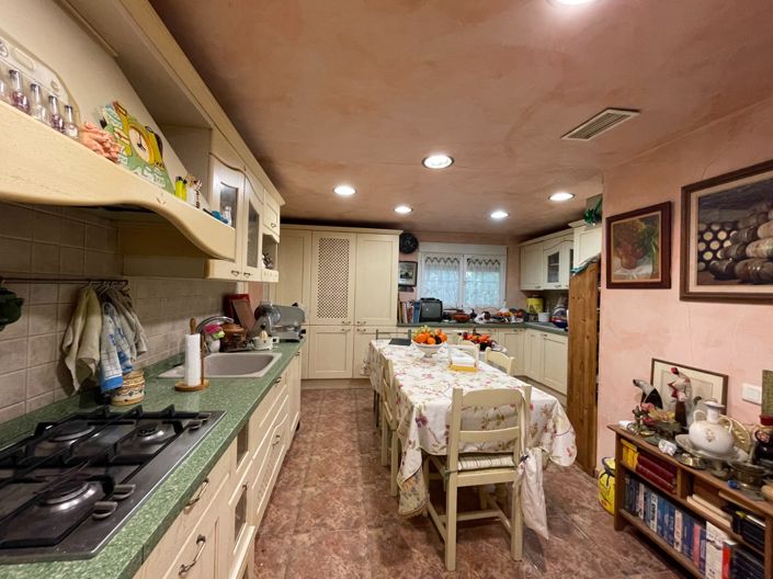 Image No.20-5 Bed Villa for sale