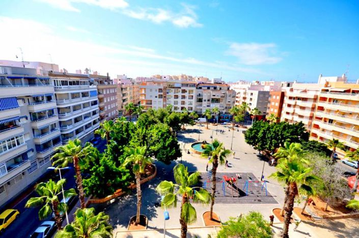 Image No.1-3 Bed Apartment for sale
