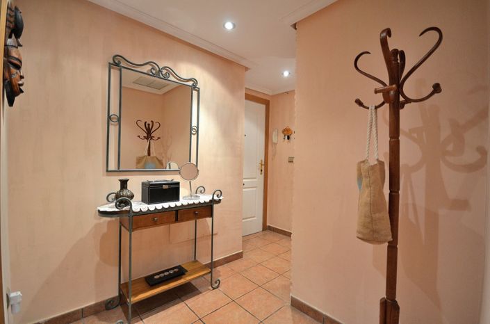 Image No.45-3 Bed Apartment for sale