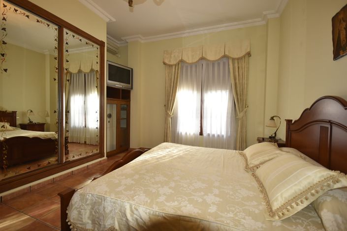 Image No.23-Villa de 6 chambres à vendre à La Matanza