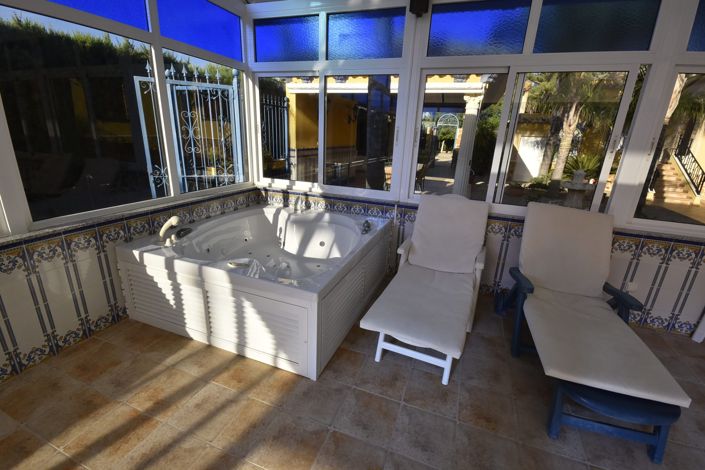 Image No.29-Villa de 6 chambres à vendre à La Matanza