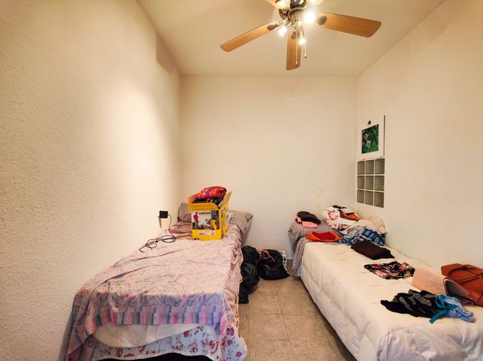 Image No.40-6 Bed Apartment for sale