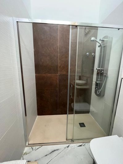 Image No.17-2 Bed Property for sale