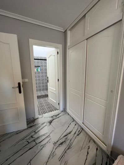 Image No.20-2 Bed Property for sale