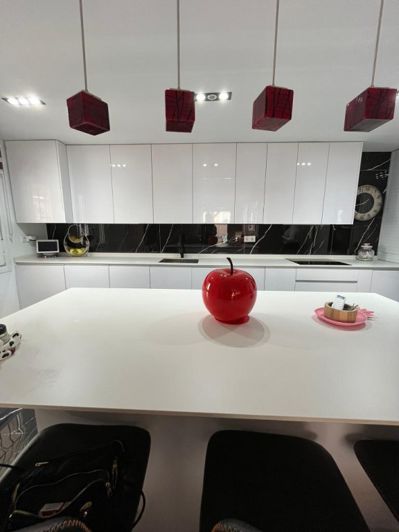 Image No.8-2 Bed Property for sale
