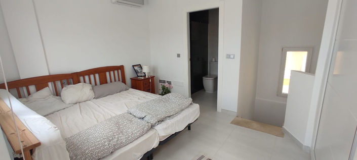 Image No.11-3 Bed Villa for sale