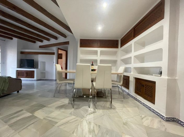 Image No.10-3 Bed Apartment for sale