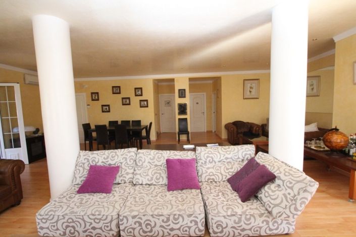 Image No.11-5 Bed Villa for sale