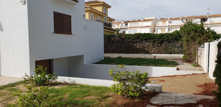 Image No.12-3 Bed Villa for sale