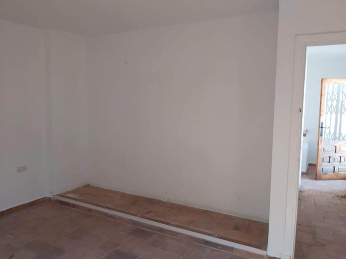 Image No.19-3 Bed Villa for sale