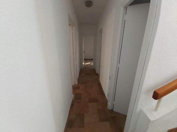 Image No.30-3 Bed Villa for sale