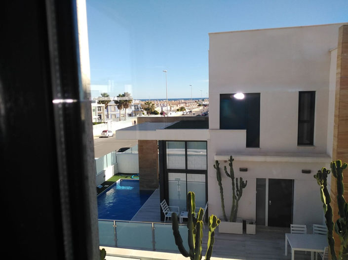 Image No.13-3 Bed Villa for sale