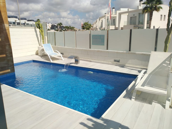 Image No.2-3 Bed Villa for sale