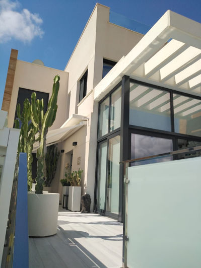 Image No.22-3 Bed Villa for sale