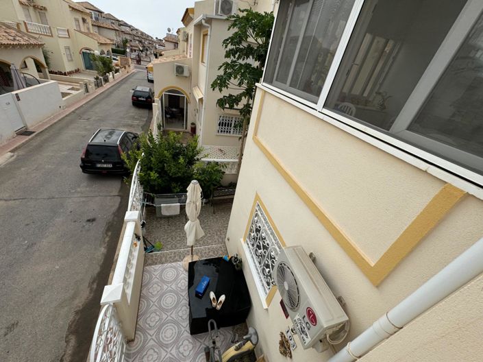 Image No.7-Villa de 4 chambres à vendre à Orihuela Costa