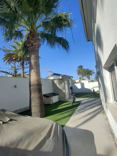 Image No.6-4 Bed Villa for sale