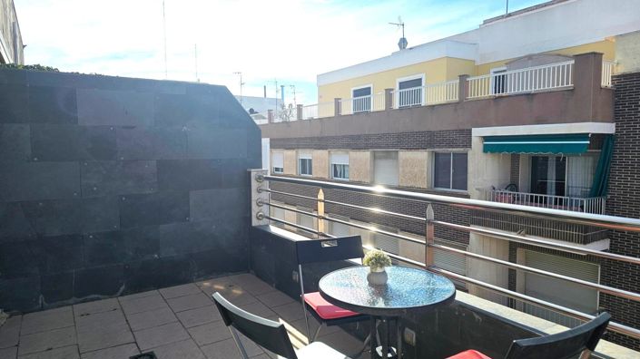 Image No.1-2 Bed Apartment for sale