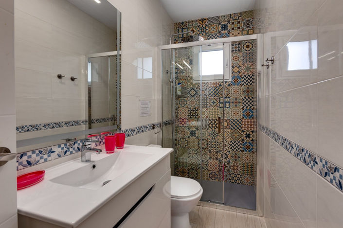 Image No.34-5 Bed Villa for sale