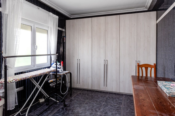 Image No.37-5 Bed Villa for sale