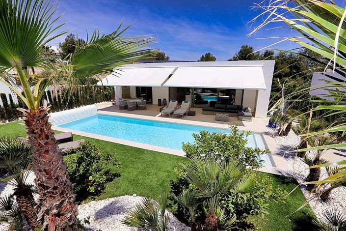 Image No.3-4 Bed Villa for sale