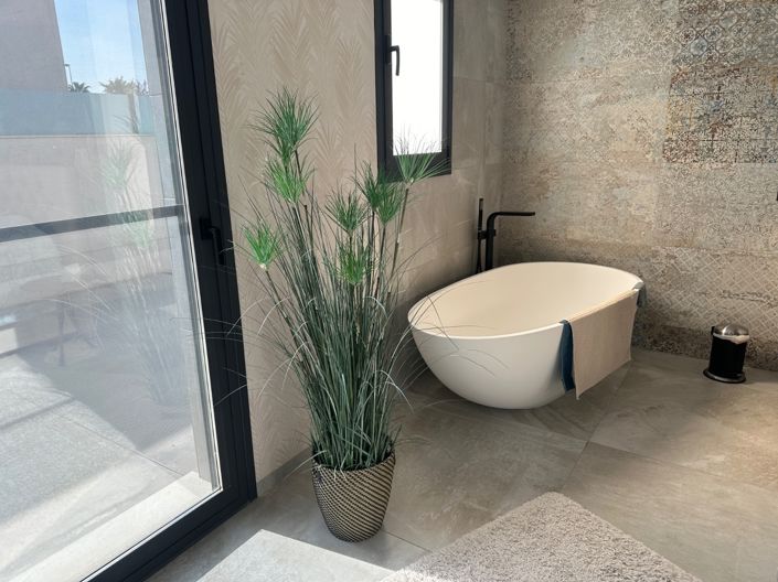 Image No.9-4 Bed Villa for sale