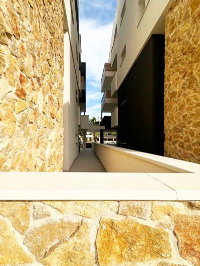 Image No.18-2 Bed Apartment for sale