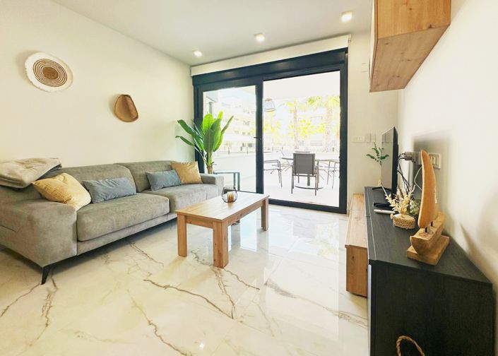 Image No.8-2 Bed Apartment for sale