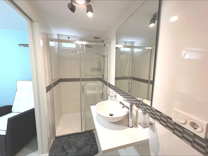 Image No.22-5 Bed Villa for sale