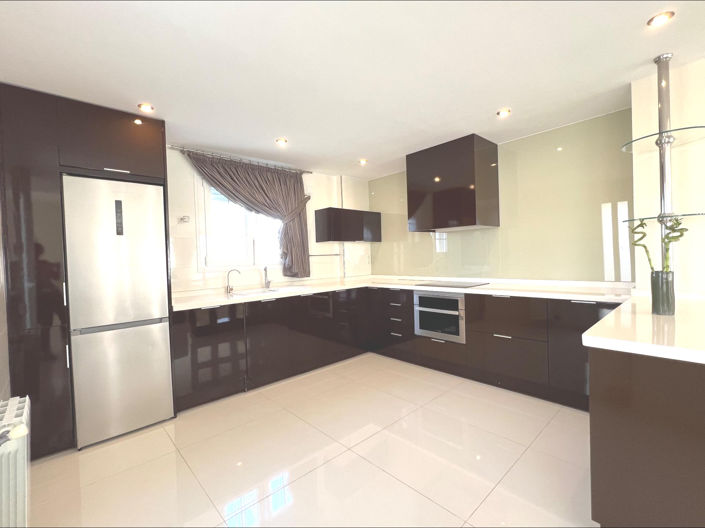 Image No.36-5 Bed Villa for sale