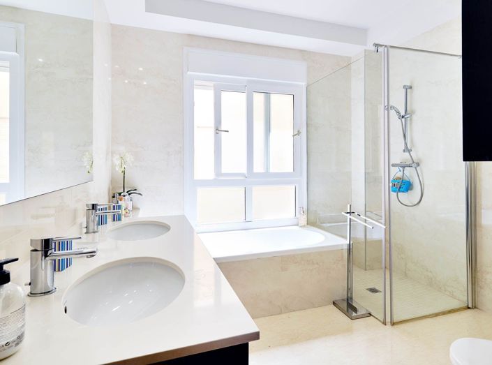 Image No.36-3 Bed Apartment for sale