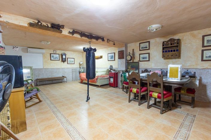 Image No.11-4 Bed Villa for sale