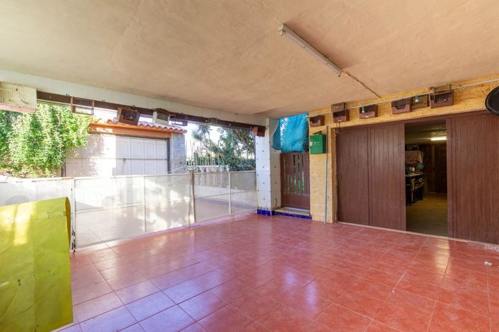 Image No.27-4 Bed Villa for sale