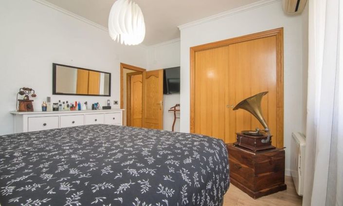 Image No.28-3 Bed Villa for sale