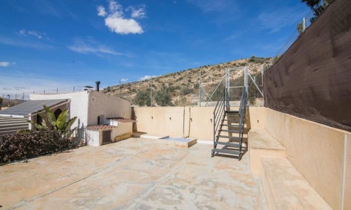 Image No.29-3 Bed Villa for sale