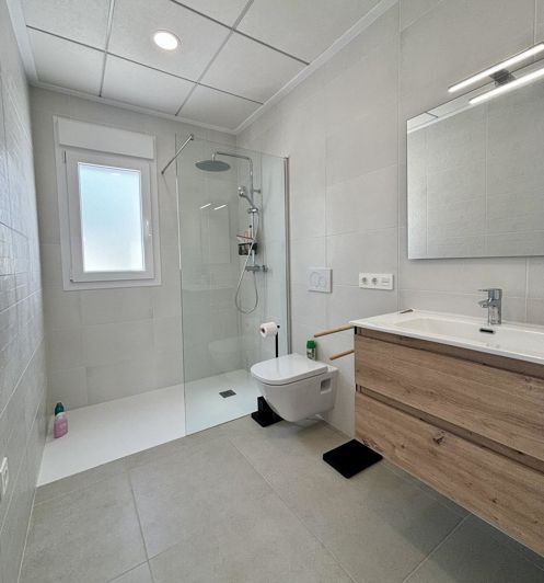 Image No.20-3 Bed Villa for sale