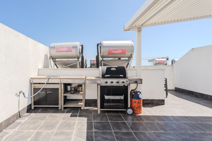 Image No.19-2 Bed Apartment for sale