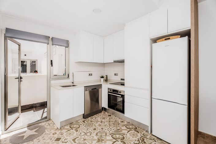 Image No.5-2 Bed Apartment for sale