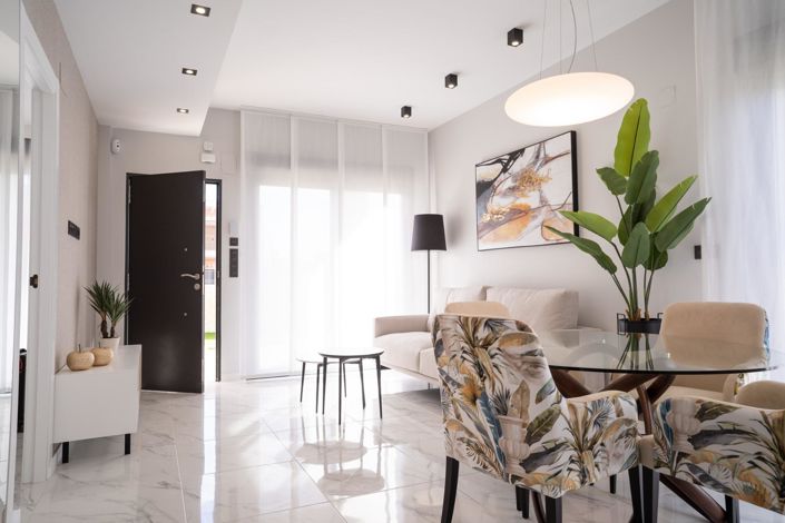 Image No.11-3 Bed Apartment for sale