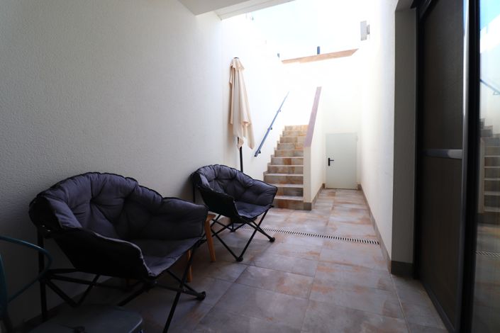 Image No.20-4 Bed Property for sale