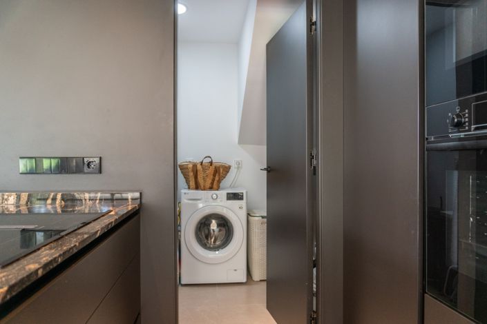 Image No.22-2 Bed Villa for sale