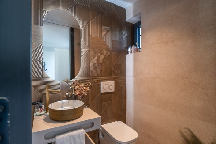 Image No.33-2 Bed Villa for sale